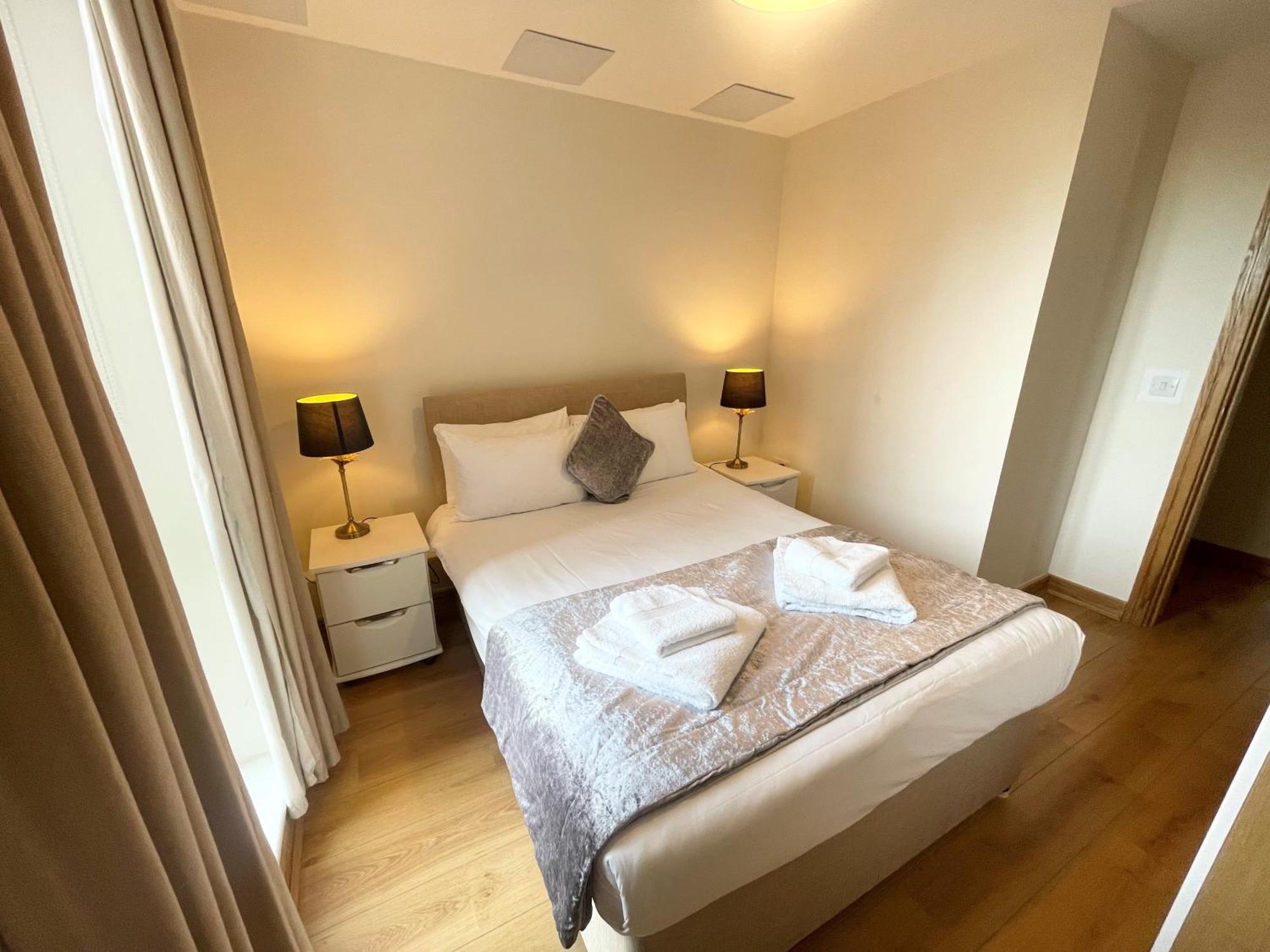 Blue Sky Apartments@Guildford Town Centre Esterno foto
