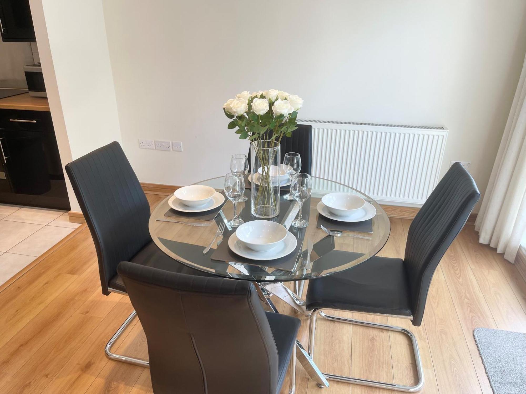 Blue Sky Apartments@Guildford Town Centre Esterno foto